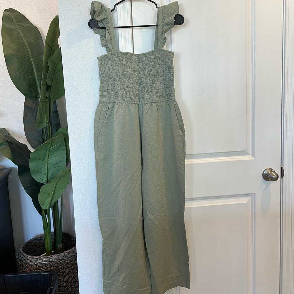 NWOT Pink Lily Jumpsuit. Size Large. Green. Has pockets. Never worn